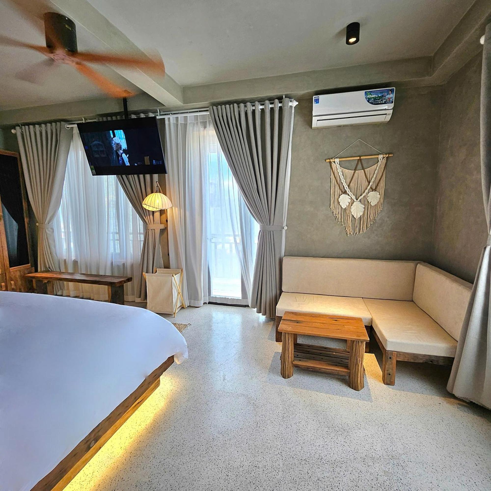 Victory Hotel Hue Bagian luar foto
