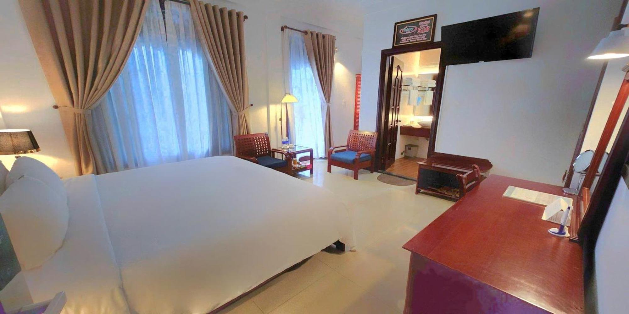 Victory Hotel Hue Bagian luar foto