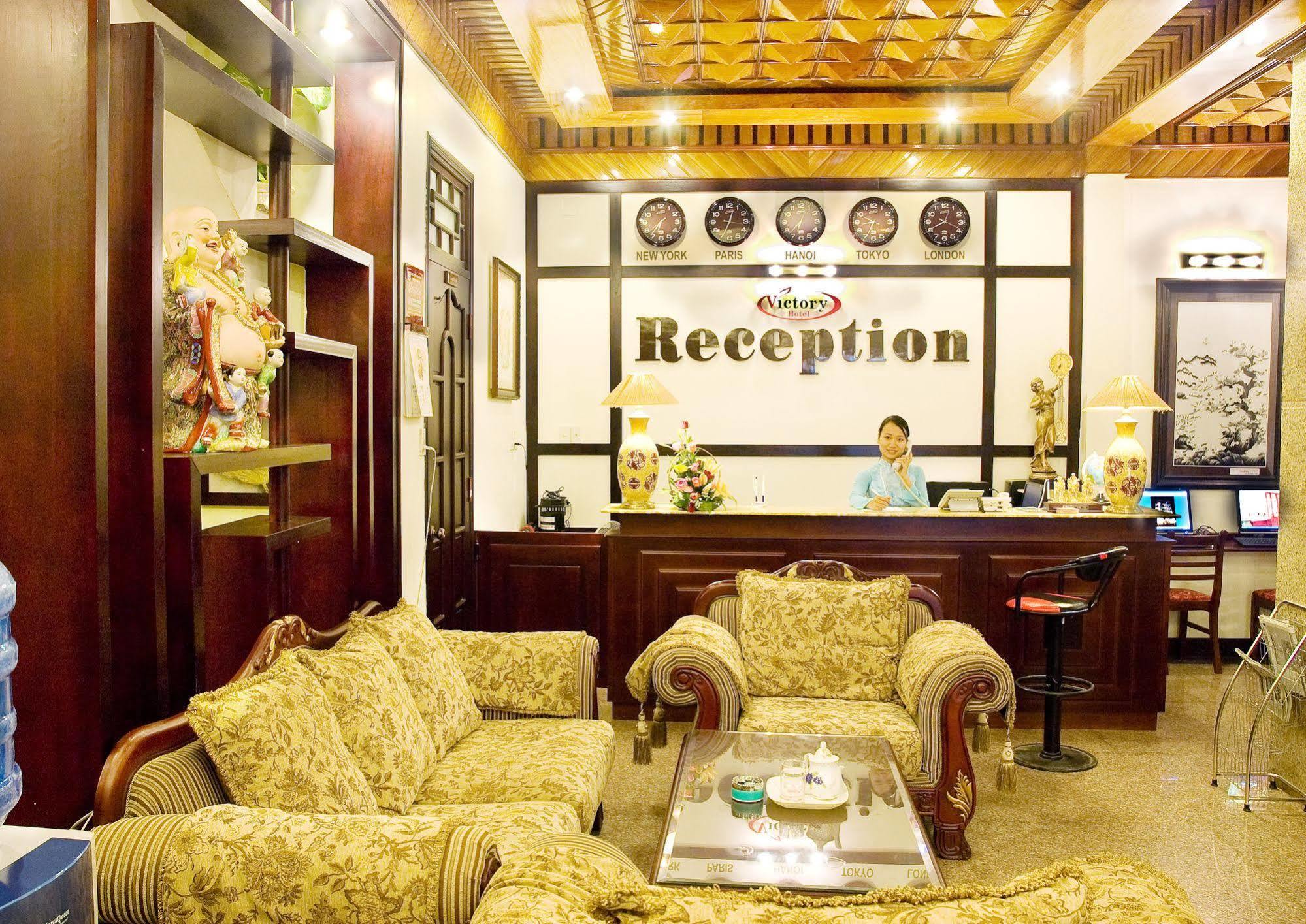 Victory Hotel Hue Bagian luar foto